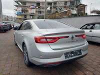 Вид сзади слева