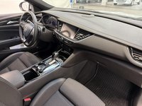 Вид на салон