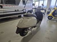 Вид сзади справа