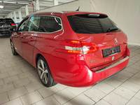 Náhľad zozadu zľava