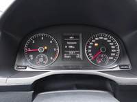 Pohľad na združený prístroj na palubnej doske