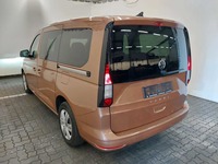 Pogled od pozadi levo