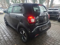 Pogled od pozadi levo