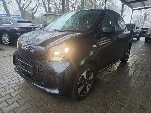 Pogled od napred levo