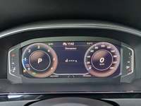 Pogled na kombinovani instrument