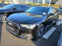 Skats no kreisās puses priekšā