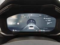 Pohľad na združený prístroj na palubnej doske