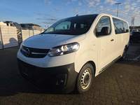 Pogled od napred levo