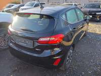 Pogled od pozadi desno