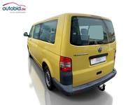 Vedere spate stânga