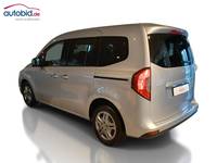 Vedere spate stânga