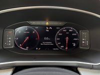 Pohľad na združený prístroj na palubnej doske