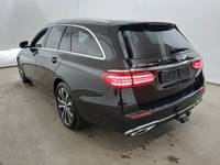 Vaizdas iš galo kairės