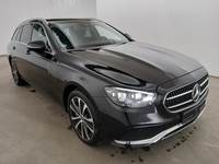 Vaizdas iš priekio dešinės