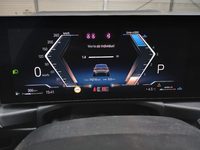 Pohľad na združený prístroj na palubnej doske