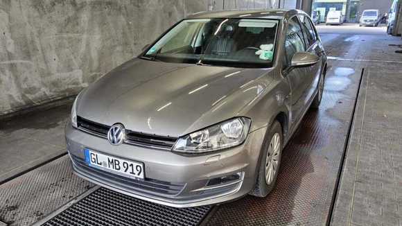 Vedere faţă stânga