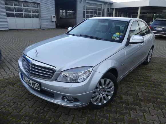 Vedere faţă stânga