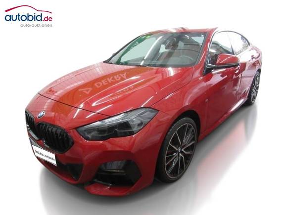 Вид спереди слева