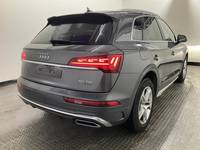 Pogled od pozadi desno