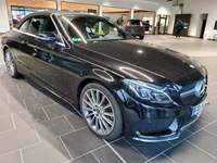 Pogled desno spredaj