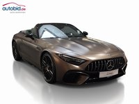 Pogled desno spredaj