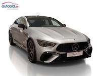 Pogled desno spredaj