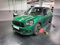 Náhľad spredu zľava