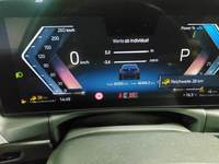 Pohľad na združený prístroj na palubnej doske