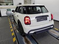 Náhľad zozadu zľava