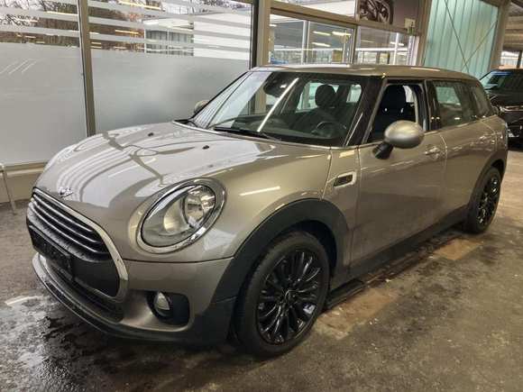 Вид спереди слева