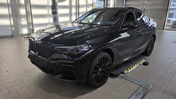 Вид спереди слева