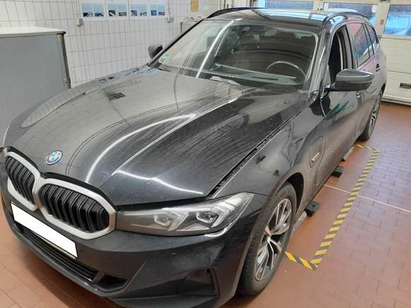 Вид спереди слева