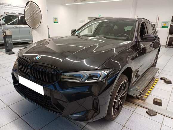 Вид спереди слева