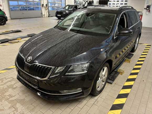 Вид спереди слева