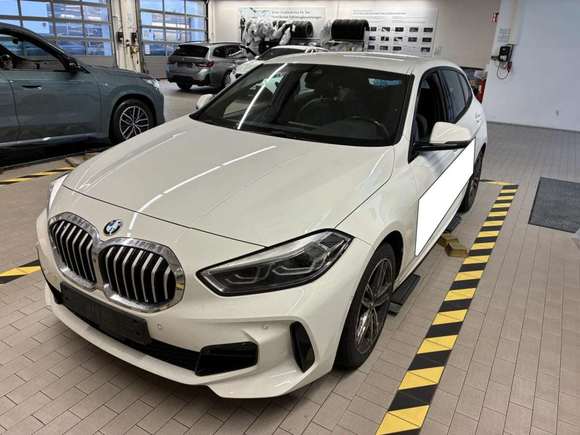 Вид спереди слева