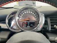 Вид на приборную панель