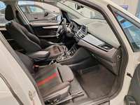 Вид на салон