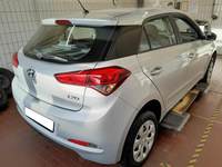 Вид сзади справа