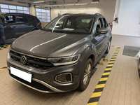 Pogled od napred levo