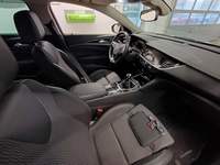 Вид на салон