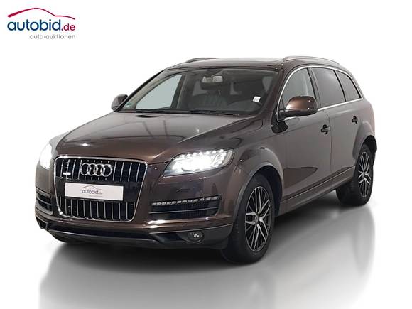 Pogled od napred levo