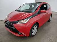 Vaizdas iš priekio kairės