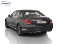 Pogled od pozadi levo