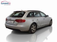 Pogled od pozadi desno