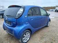 Widok z tyłu po stronie prawej