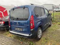 Vaizdas iš galo dešinės