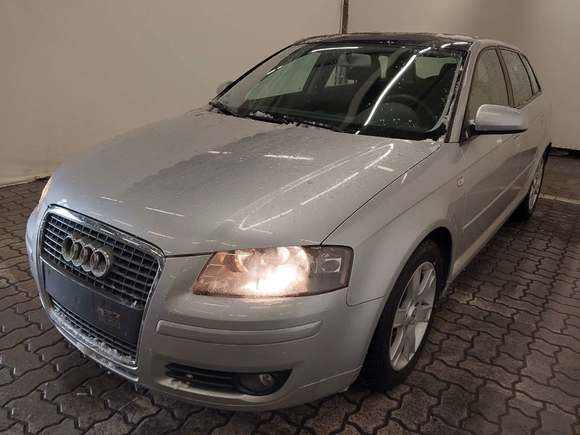 Pogled od napred levo