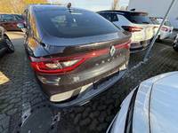 Vaizdas iš galo kairės