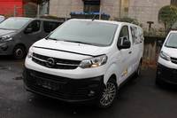 Vaizdas iš priekio kairės