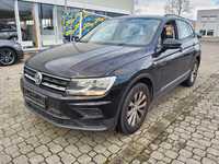 Vaizdas iš priekio kairės